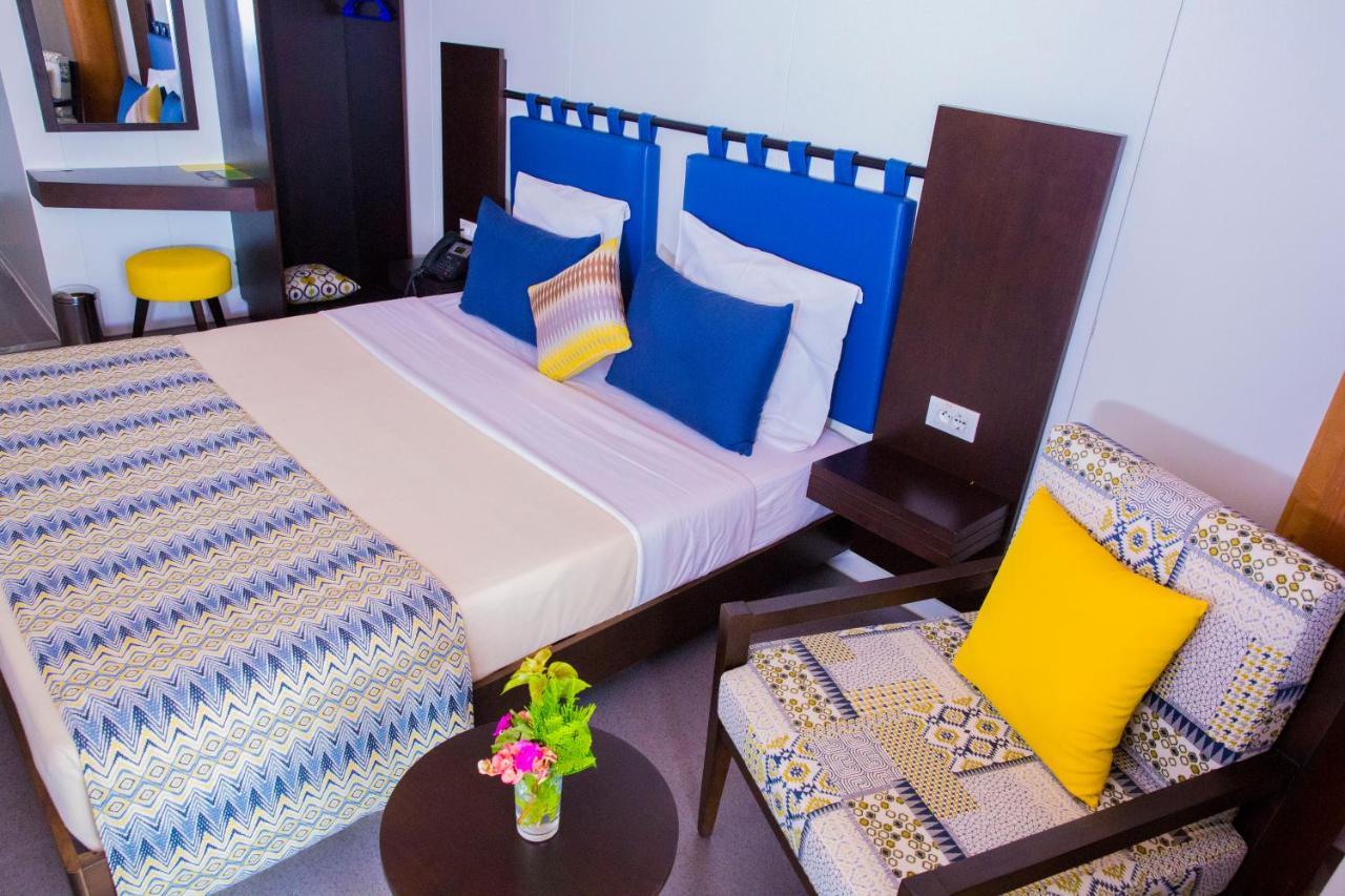 Dunia Hotel Ouagadougou Loumbila מראה חיצוני תמונה
