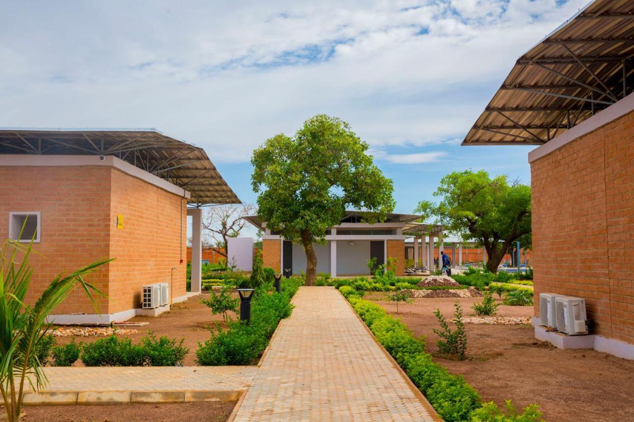 Dunia Hotel Ouagadougou Loumbila מראה חיצוני תמונה