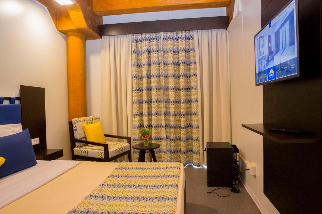Dunia Hotel Ouagadougou Loumbila מראה חיצוני תמונה
