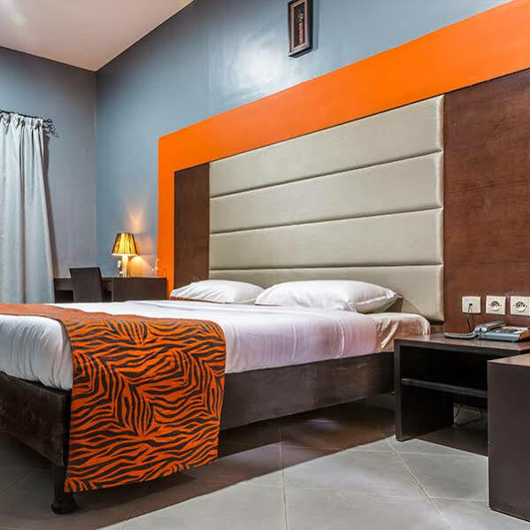 Dunia Hotel Ouagadougou Loumbila מראה חיצוני תמונה