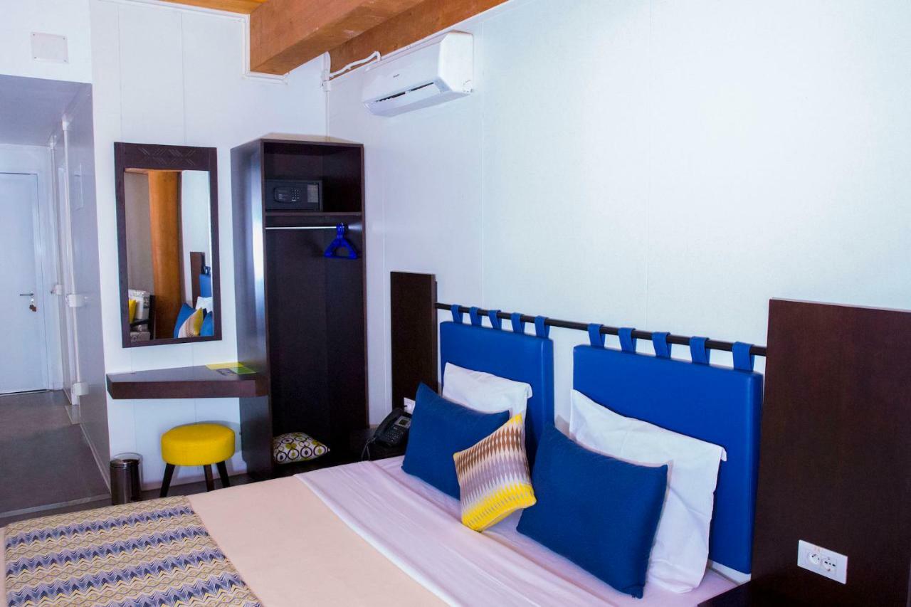 Dunia Hotel Ouagadougou Loumbila מראה חיצוני תמונה