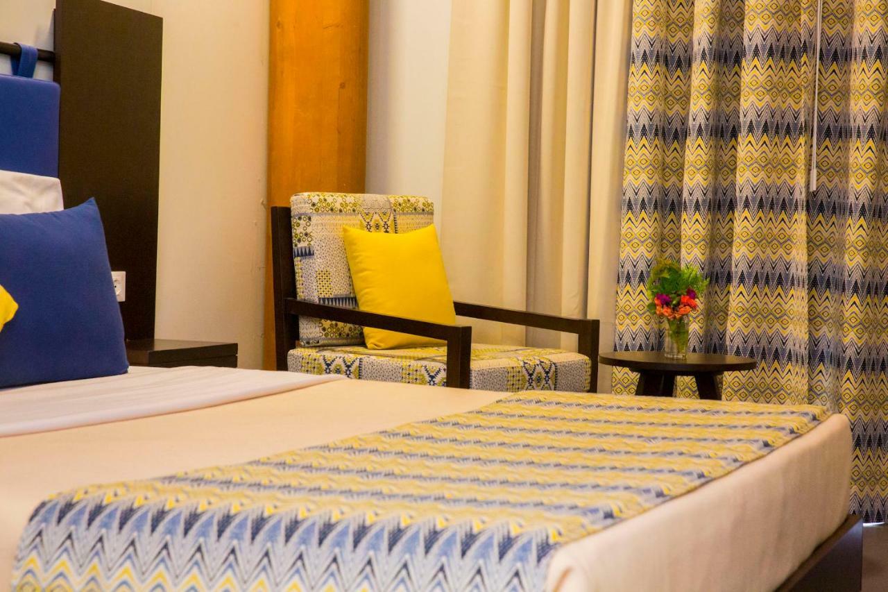 Dunia Hotel Ouagadougou Loumbila מראה חיצוני תמונה