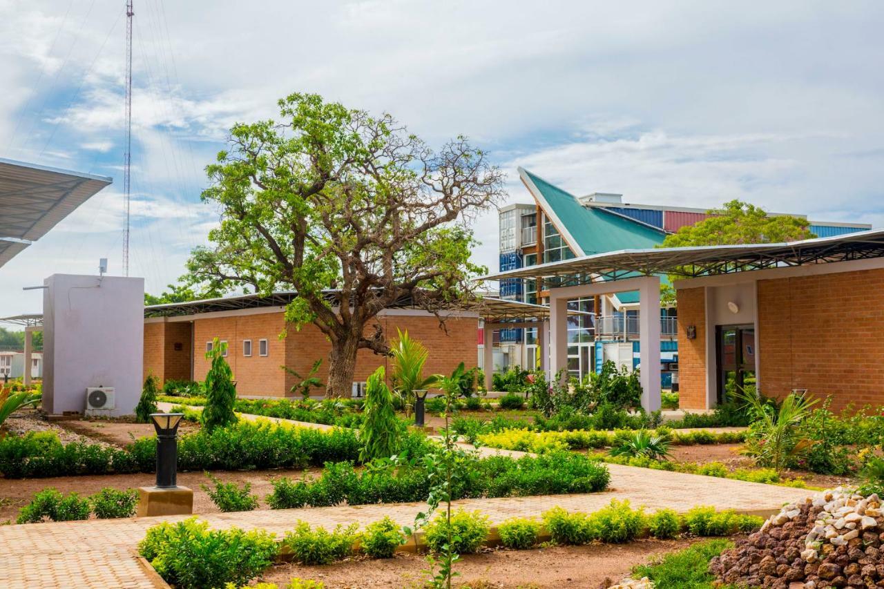 Dunia Hotel Ouagadougou Loumbila מראה חיצוני תמונה
