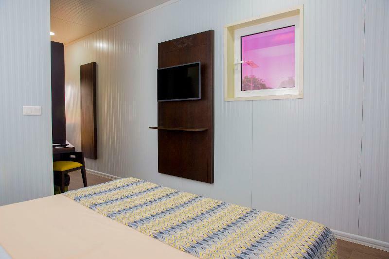 Dunia Hotel Ouagadougou Loumbila מראה חיצוני תמונה